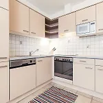 Leni Mountain Apartman *