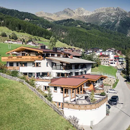 Leni Mountain Appartements Apartment *
