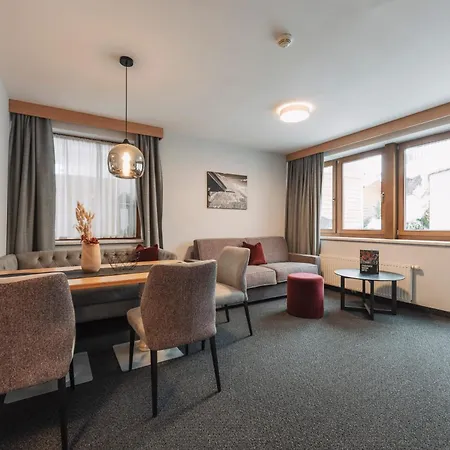 Leni Mountain Appartements * Solden