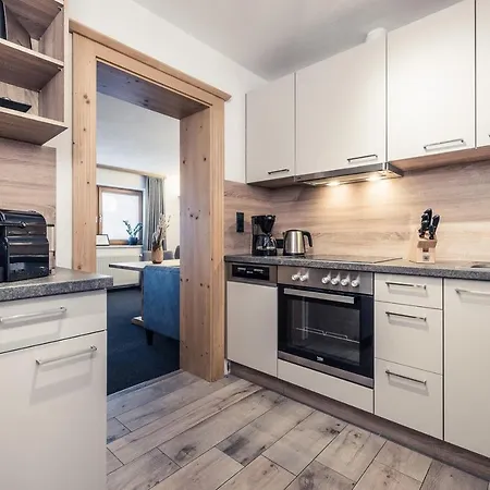Leni Mountain Appartements *