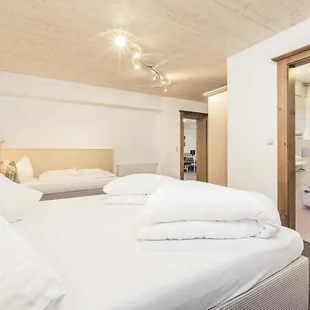 Leni Mountain Appartements * Solden