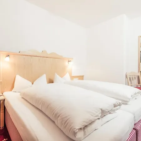 Leni Mountain Appartements * Solden